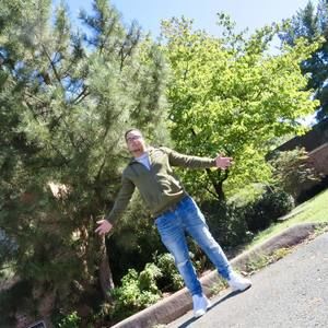 Meet your Posher, Steven